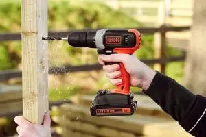 Black Decker 18V Li-ion Cordless Drill Driver, 1.5Ah Battery - BCD001