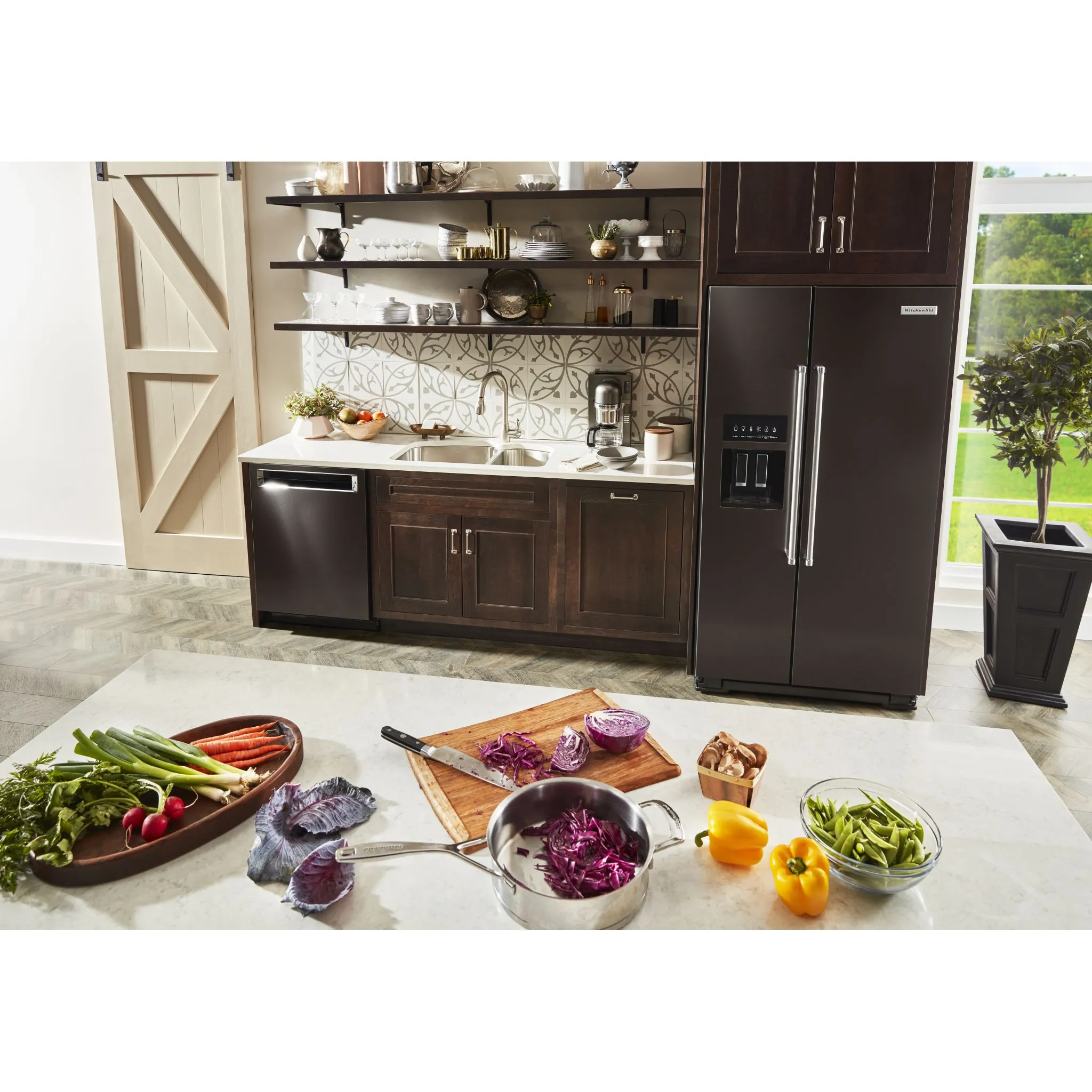 KitchenAid  24.8 cu.. ft. Side-by-Side Refrigerator with Exterior Ice and Water and PrintShield Finish (KRSF705HBS)