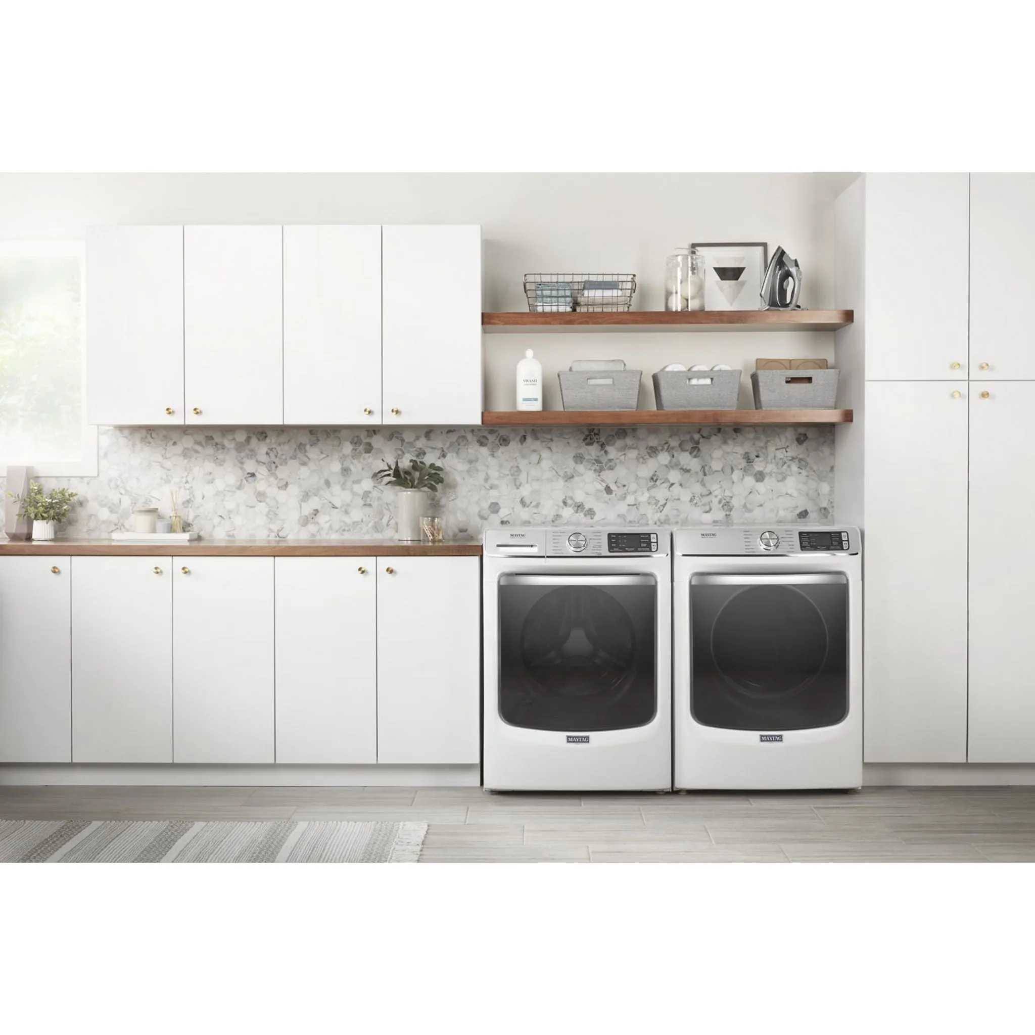 Maytag Smart Front Load Washer with Extra Power and 24-Hr Fresh Hold® option - 5.8 cu. ft. (MHW8630HW)